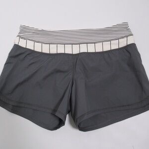 Lululemon Groovy Run Short Soot Light / Slalom Stripe Angel Wing / Hyper Size 6